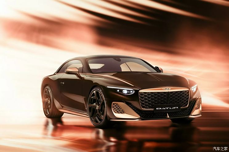 车内镶嵌210克18K黄金！宾利Batur Black Rose特别版官图